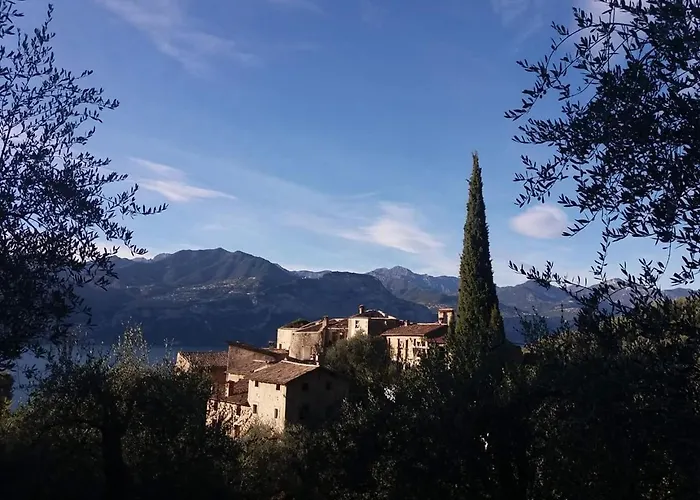 Rum i privatbostad Blue Patch - Shared Brenzone sul Garda