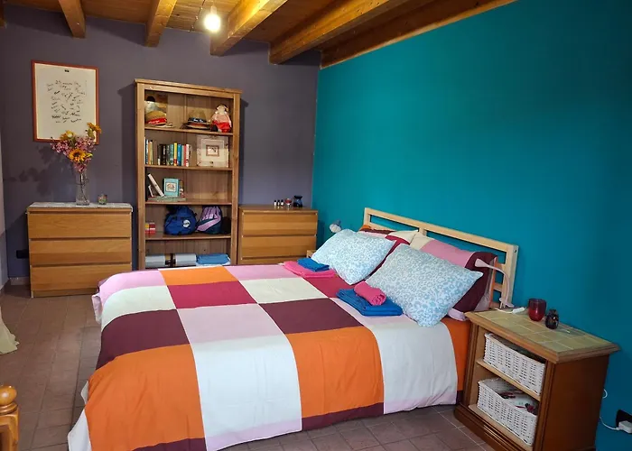 Blue Patch - Shared Rum i privatbostad Brenzone sul Garda