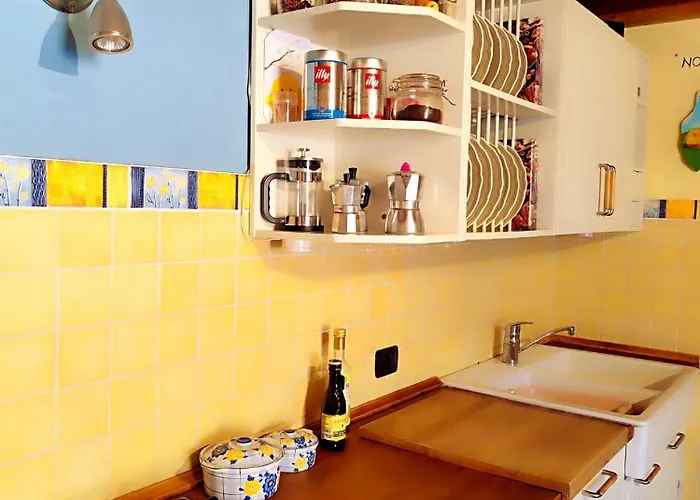 Habitación en casa particular Blue Patch - Shared Brenzone sul Garda